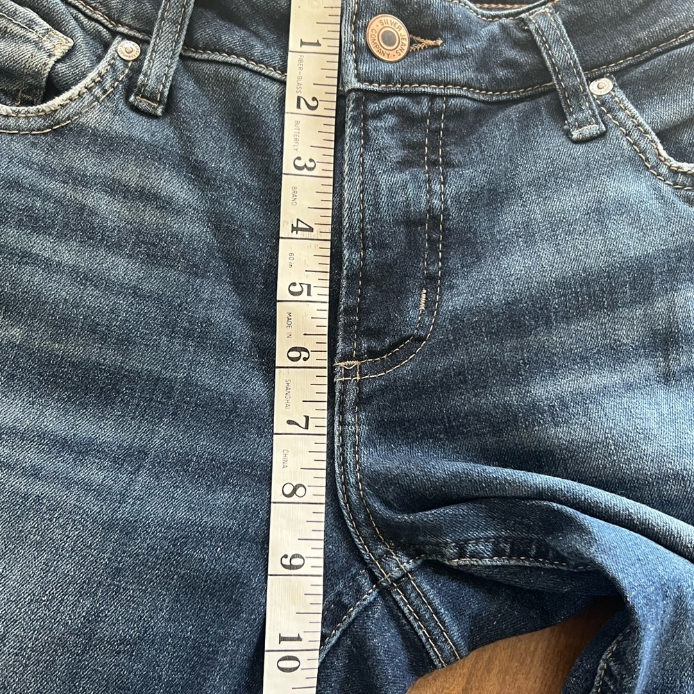 Women’s Silver Girlfriend Jeans - Picture 12 of 12